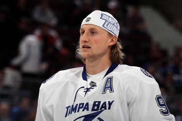 7_Cogs's tweet photo. Pretty sure Stamkos is Gretzky's son
#NHLlookalikes http://t.co/YrH1b6hiA7