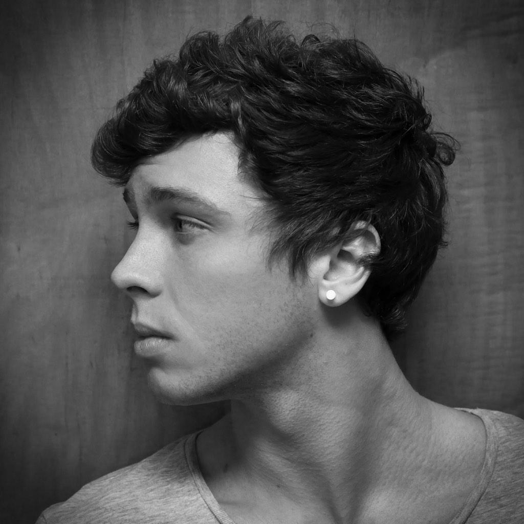 keatonstromberg's tweet photo. - Welcome To The Simple Life. http://t.co/E5OzGFWSHO