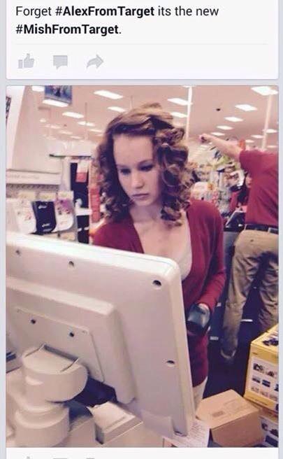 Lariane_C's tweet photo. #mishfromtarget @TheEllenShow #JenniferLawrence lookalike http://t.co/MMZB6huW7v
