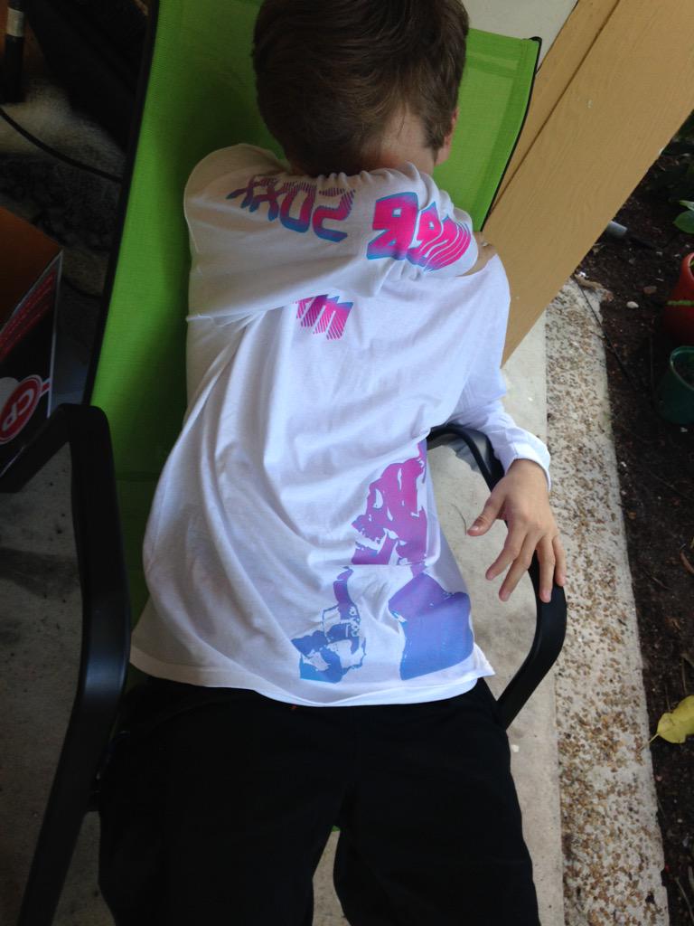 WhosYoDowdy's tweet photo. http://t.co/1zlxZBjvq6
All orders being sent out tomorrow. Design by @coonks_ http://t.co/DmXToBiN2E
