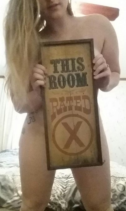 #antiques #camgirl http://t.co/shvTaPSCxI<a href="/tag/antiques"class="tags">#antiques</a><a href="/tag/camgirl"class="tags">#camgirl</a>