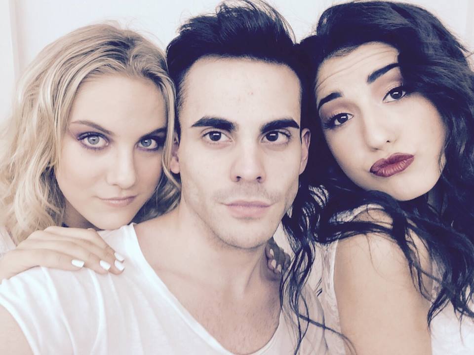 giuligulino1's tweet photo. Con dos bellezas @dosalexito http://t.co/eJpl3IKlCS