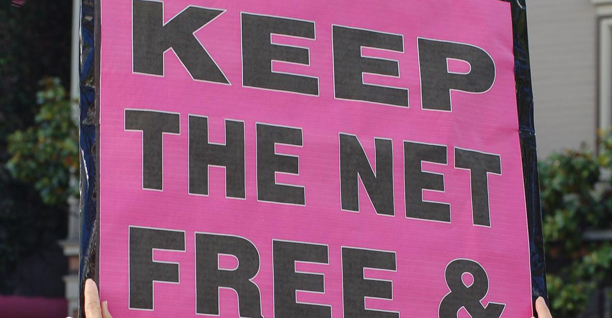 Heritage's tweet photo. .@Jamesgattuso: The Internet Doesn’t Need More Regulation, Mr. President - http://t.co/j7cWp1D54J http://t.co/IEDferQeXD