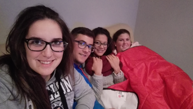 guillermojime34's tweet photo. #DBT9GH15 lo mejor de cada domingo 🙊 Morimos de amor @ghmomentazos @mjoseesanchez @isaabenitez @chelotesi http://t.co/qqVXMrc6aR
