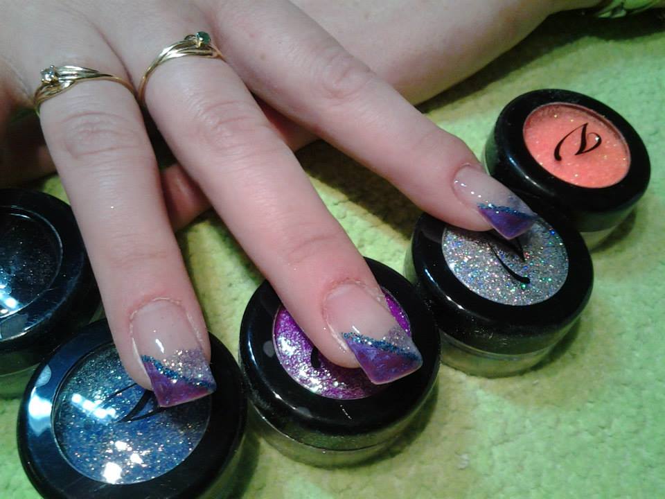 BettinaNails's tweet photo. bonjour,bonjour,
Je vous acceuille et vous conseille dans un cadre convivial,
Plus de 15ans d'experiences http://t.co/sEhCw8bJdW