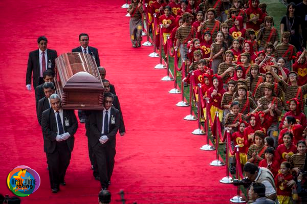 Impresionante imagen de la despedida de Chespirito. #GraciasChespirito