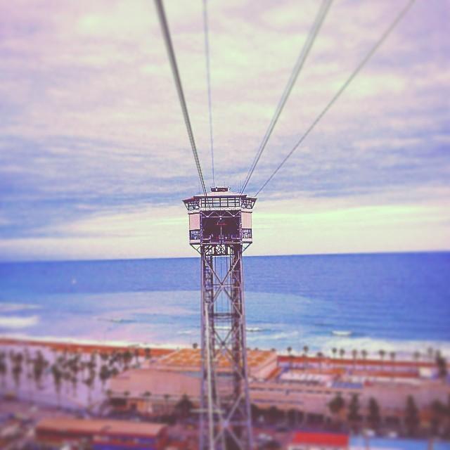 mejorunidos_'s tweet photo. Que le voy a hacer si yo, nací en el mediterráneo. #storm #wind #aire #marenostrum #mediterraneo #klinklin #barce... http://t.co/hLuzGuAfSL
