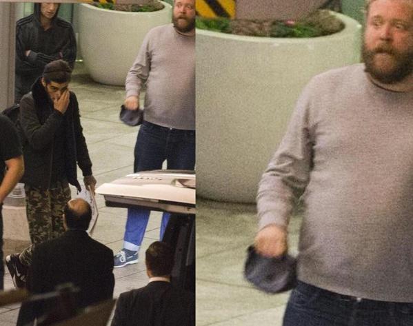 gracebailey201's tweet photo. "@Official1Ddaily: This man represents the whole fandom.

#MTVStars One Direction http://t.co/8UIBULAF26" so true Haha