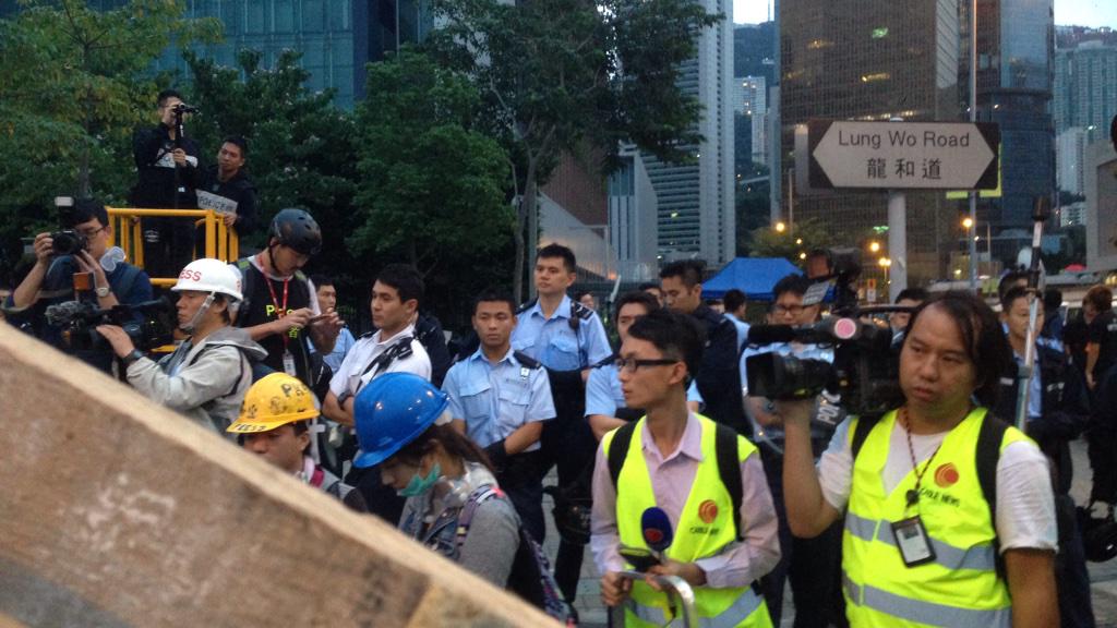 Kris Cheng tweet media