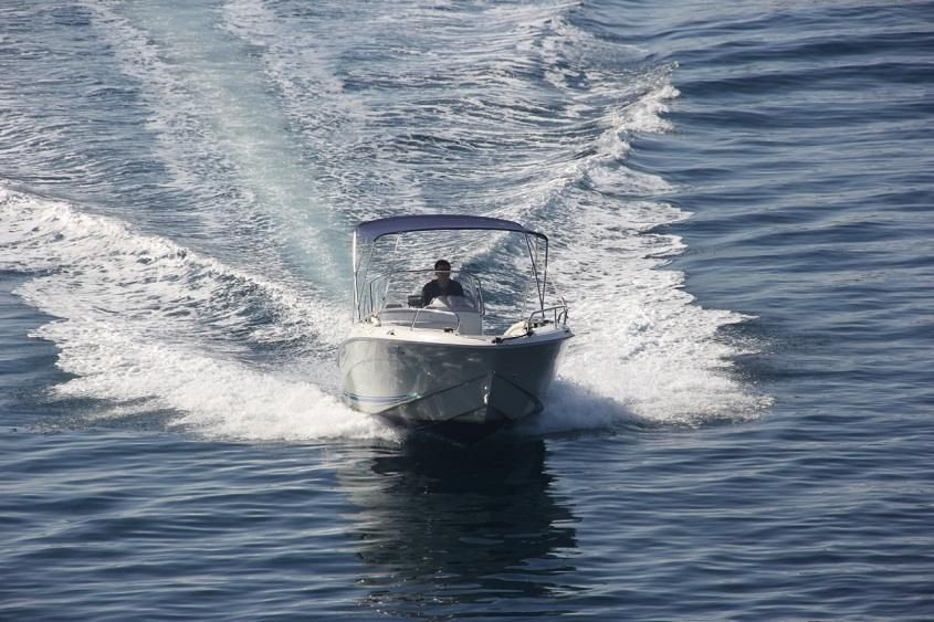 MayerCharter's tweet photo. #commander600 test http://t.co/9iGKvtfCWA