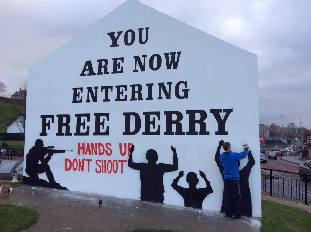 caesartwokay's tweet photo. The UK protest the #FergusonDecision London, England and Derry, Northern Ireland #LondonToFerguson #BlackLivesMatter http://t.co/clnipZu3g4