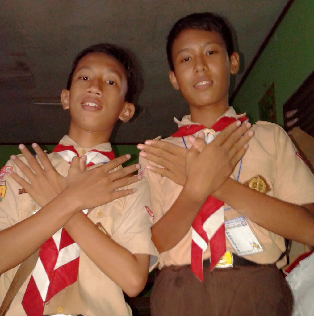 taniajaaa_'s tweet photo. Nih ka foto nya 😊😄 @MuhamadSanjay20 http://t.co/BpRIBxYh0C