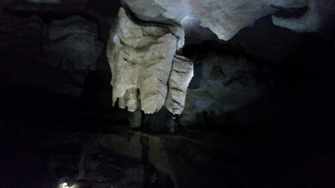 Went exploring today ... gotta love caves! http://t.co/SfXQcLmMir