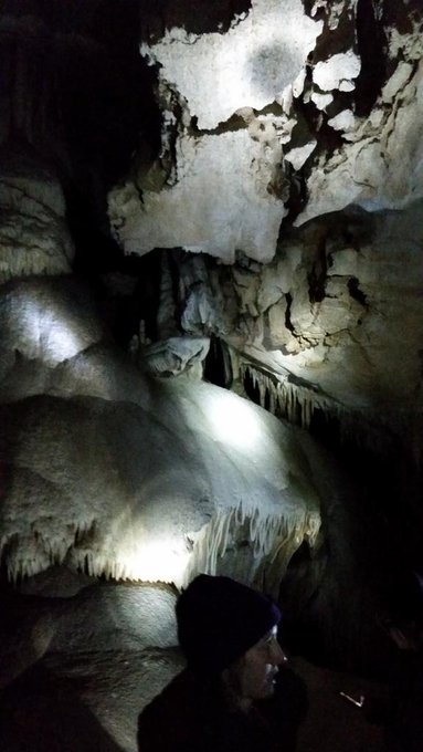 Went exploring today ... gotta love caves! http://t.co/SfXQcLmMir