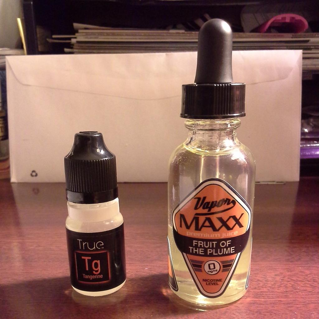 True Tangerine, Vapor MAXX Fruit of the Plume #ejuice #eliquid #VaperGirl