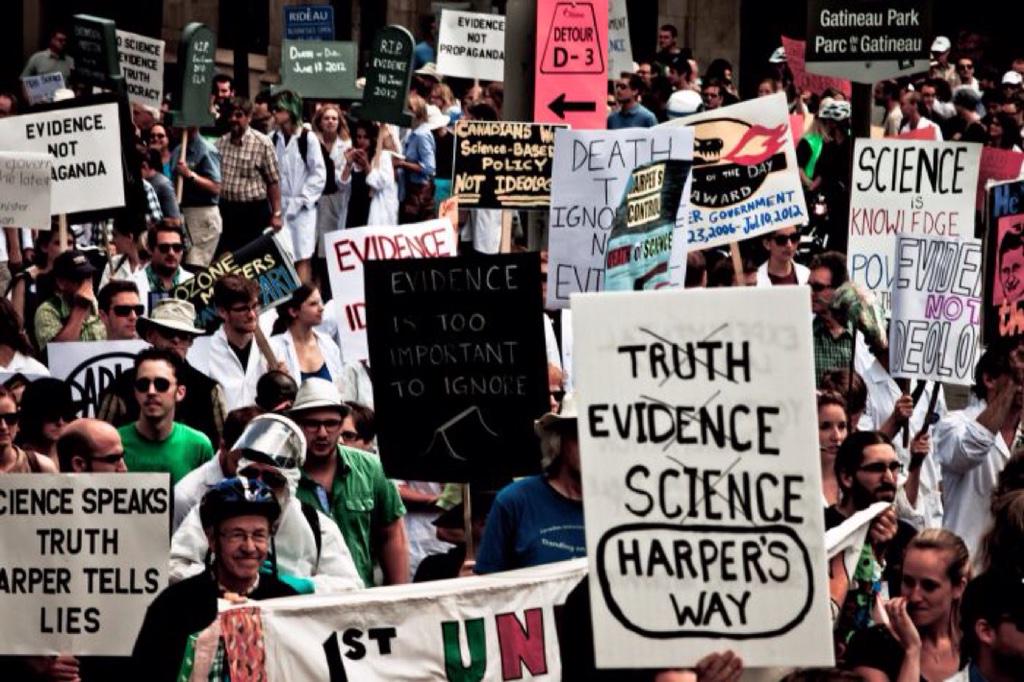 CDZ_999's tweet photo. #WarOnScience has put our nation at risk.demand reinstatement of #science #cdnpoli #canlab #USSentate #climateaction http://t.co/3F7AIe9XUI