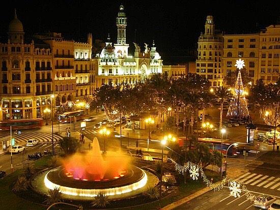 SVHS_JoseOG's tweet photo. Estoy en Madrid el ser impresionante #aburrido http://t.co/sbOsmTgvIg