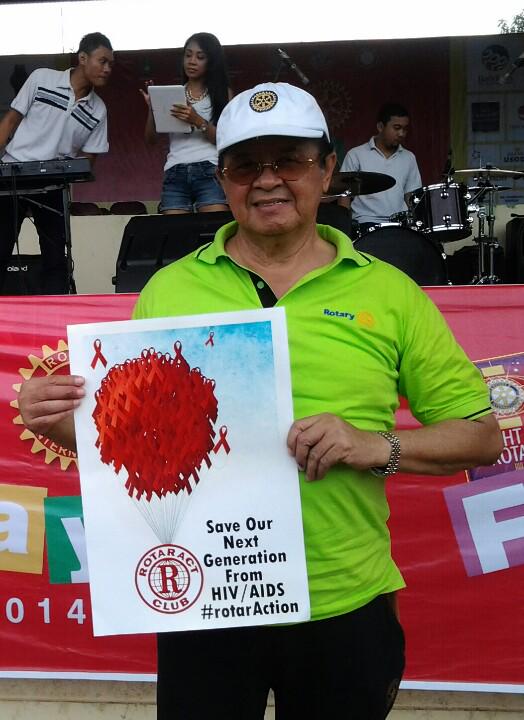 rizaayupurnama's tweet photo. PP Purnomo (WakilWalikota Solo) support #RotarAction campaign peringatan #HariAids cc @RAC_D3420 @rotaractpakarti http://t.co/Yv2Ixpu8wV