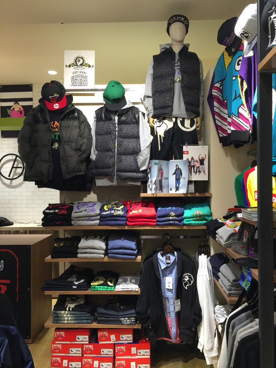 nestabrand_net's tweet photo. #西日本最大級 #イオンモール岡山 #MeetsAnswer 期間限定 #NestaBrand 特設コーナーを展開中!今季アウターやネスタスノーウェアーも多数展示!12/7まで開催、是非ご来店をお待ちしております!#ネスタ #ねすつぶ http://t.co/uhwETqFWRf