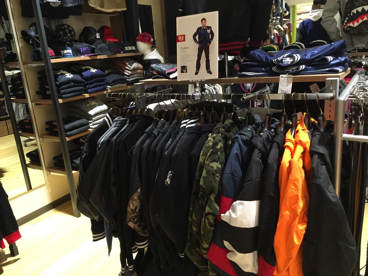 nestabrand_net's tweet photo. #西日本最大級 #イオンモール岡山 #MeetsAnswer 期間限定 #NestaBrand 特設コーナーを展開中!今季アウターやネスタスノーウェアーも多数展示!12/7まで開催、是非ご来店をお待ちしております!#ネスタ #ねすつぶ http://t.co/uhwETqFWRf