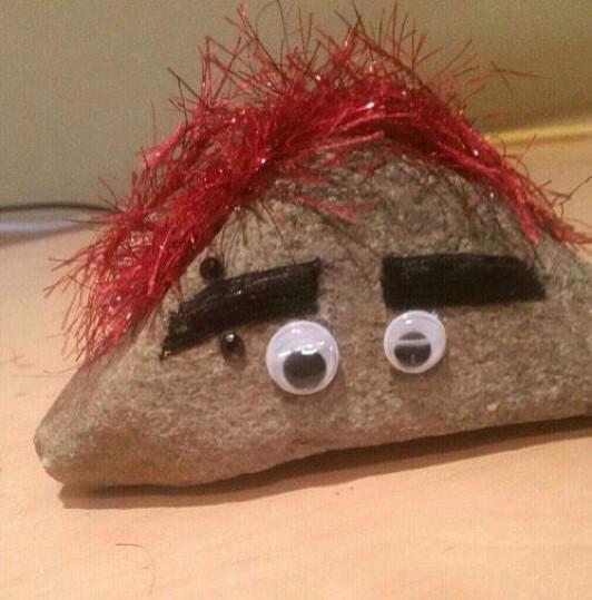 DontBoreUs's tweet photo. 'I'd rather date a rock' http://t.co/565clIruxa