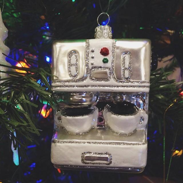chelseabird's tweet photo. No idea whose ornament this might be on the family Christmas tree! ๐โ๏ธ #holidays #birdho... http://t.co/209WV0Zk0o http://t.co/3cAfBUFIho