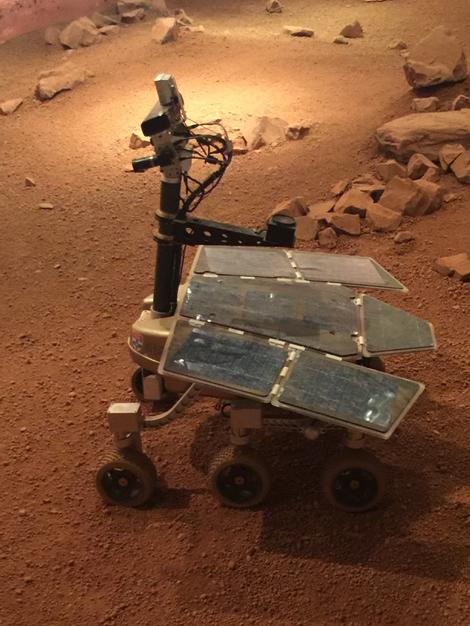 JamesDestined's tweet photo. The @MawsonRover is back in action for @themarslab http://t.co/7TDgoqHZYW