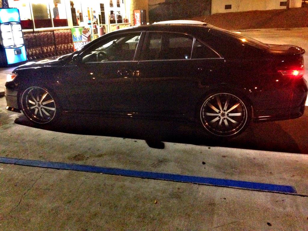 chadking58's tweet photo. Flexed Up😈😏👌 http://t.co/HHStd0eO6B