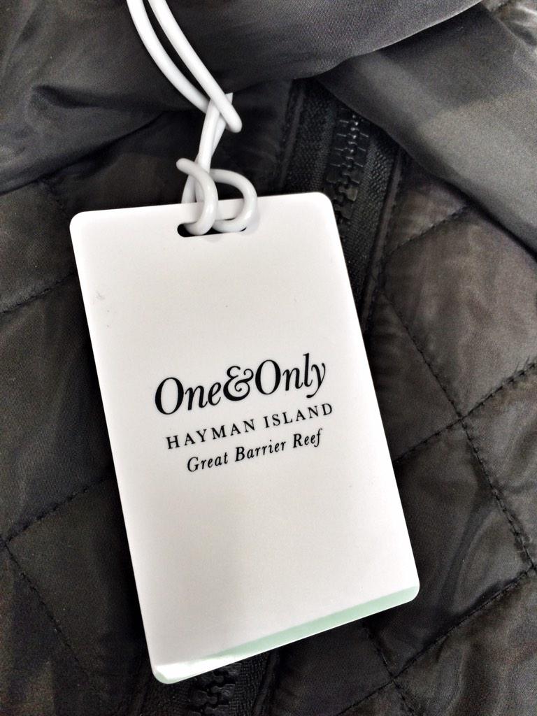 I have the most amazing job imaginable. Off 2style Hayman 4 Xmas! #stylingatropicalisland #whodoesthat! ⭐️🌴🎄🎁❄️⭐️