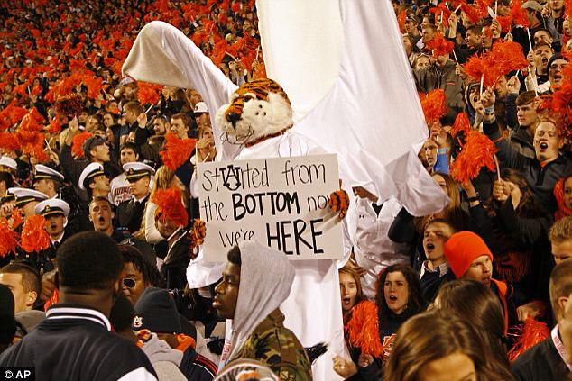 aprickett18's tweet photo. Aubie's favorite Thanksgiving tradition is making miracles #CapitalOneAubie http://t.co/vc3VITuAXt