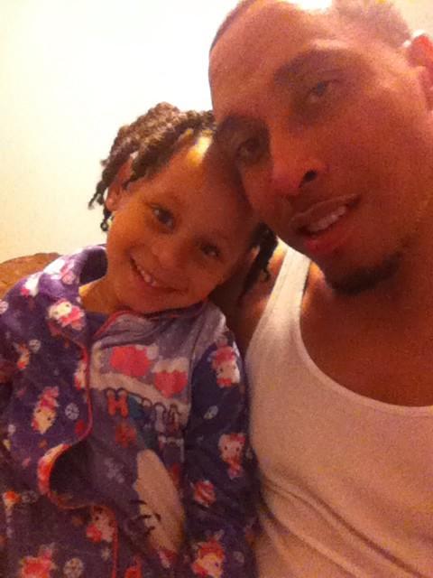 DJ_Crunk's tweet photo. Me an my twin chill http://t.co/P9L8cyxSbs