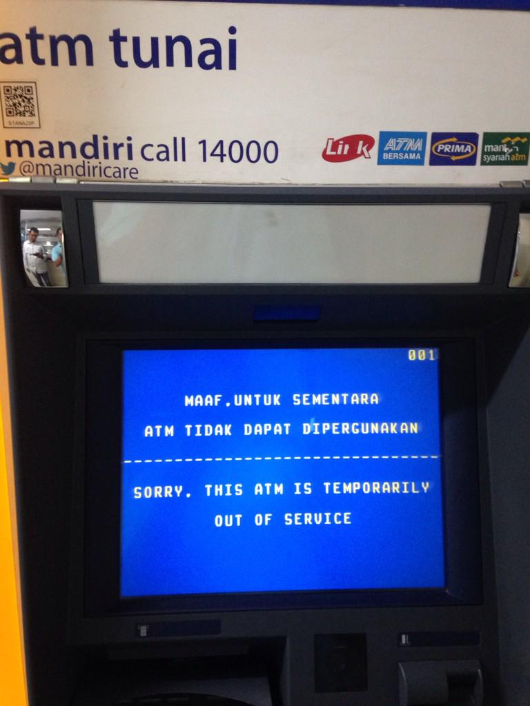 theedick11's tweet photo. @mandiricare S1ANAJ3P, Wisma Antara, 12:00, atm tidak dapat digunakan #atmcare http://t.co/qn5CCJ5ipM