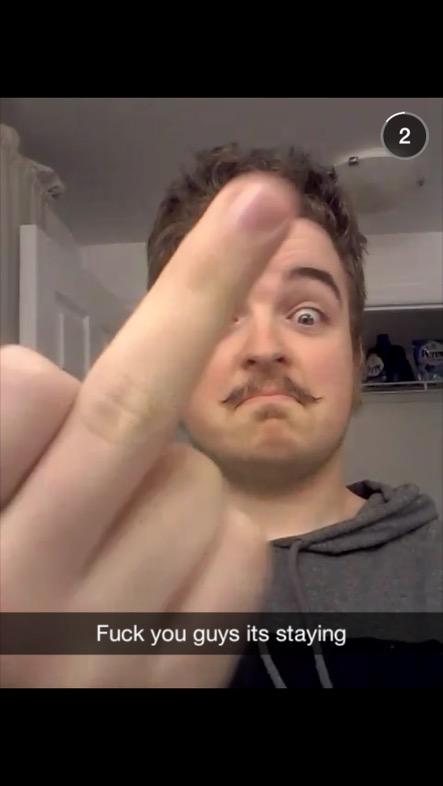 zeeDOTi's tweet photo. @GarrettQuesnell #actuallyscreaming #dead http://t.co/IvxHux0NpH