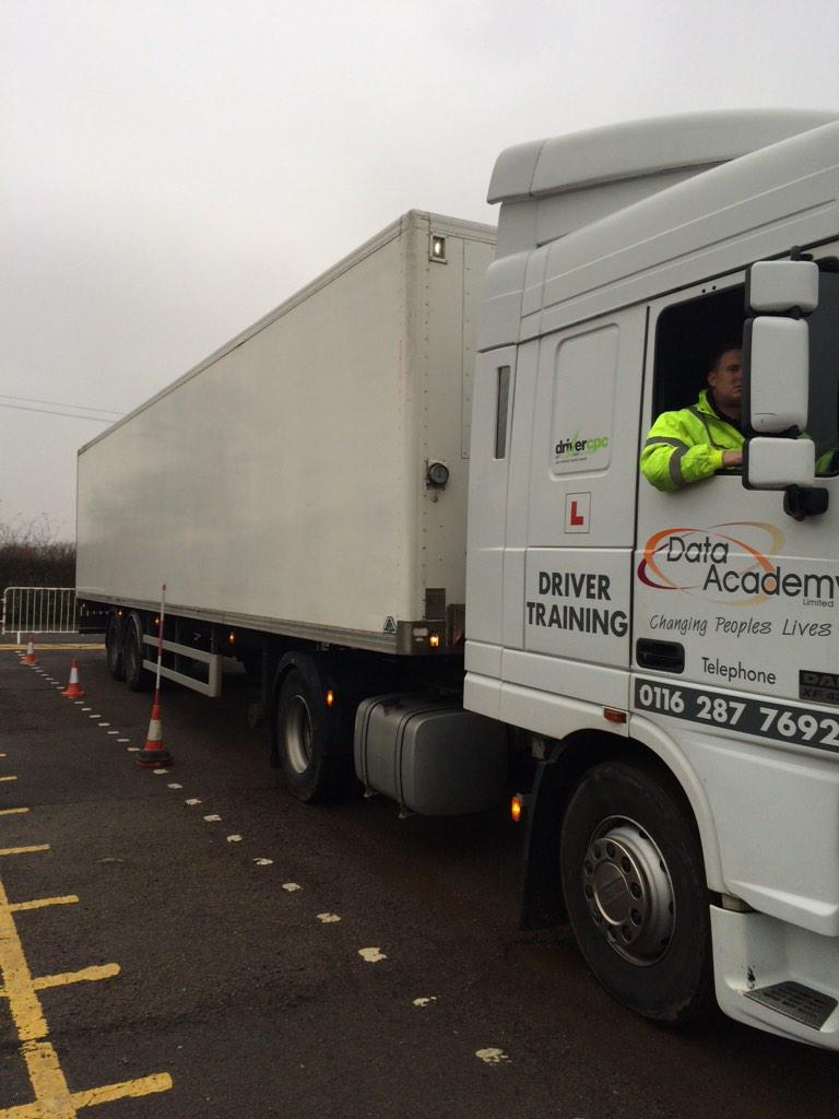 roger_ellis's tweet image. @Barber01Scott #properdriver 😎