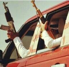 عضيان والتاريخ مافيه تشتيت
تشوفهم وقت الامور المهمه
اميرهم صيته وصل دون تصويت
عمهوج يشهد له علی كل ذمه