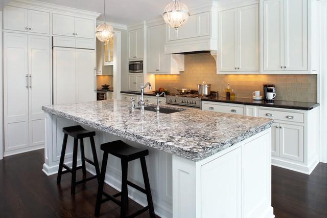 Stone_Export's tweet image. China #Wholesale New design #granite #kitchen #countertops at newstarstone.com bottom price