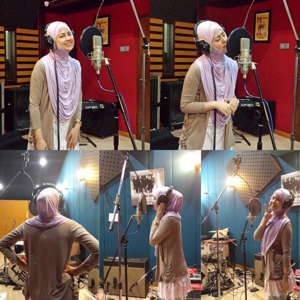 duo_tycha's tweet photo. Proses recording lagu ke 2 #takperlu di single lagu 1 @kelanastudio bersama @echaAyunda @ristytagor http://t.co/KuAPnl8hRF