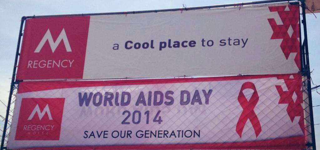 Kami peduli AIDS, Jauhi penyakitnya bukan orangnya.