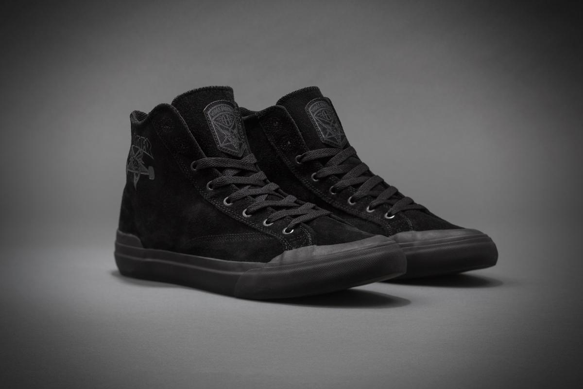 hufworldwide's tweet photo. HUF x Thrasher Classic Hi // Now Available. #StoopsAsiaTour #HUFxThrasher #HUFclassic #hufworldwide @thrashermag #HUF http://t.co/UfKDNSUyeZ