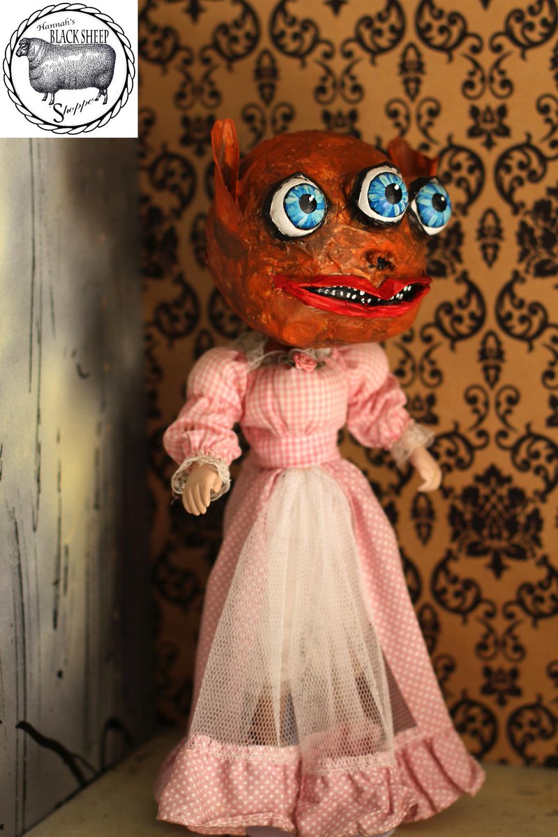hannahbul_lect's tweet photo. MARROW THE RADIXIOUS  one of my latest creations! #creepydolls #creaturedoll #creatures 
https://t.co/Aj02YcHBox http://t.co/24L56dRkFs