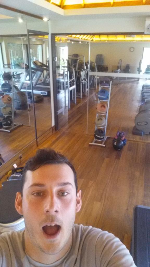 mattnixon_golf's tweet image. 1st cheeky selfie inspired by @SwashPutting @swashand just because I miss @james_jdogg #not #bigsesh