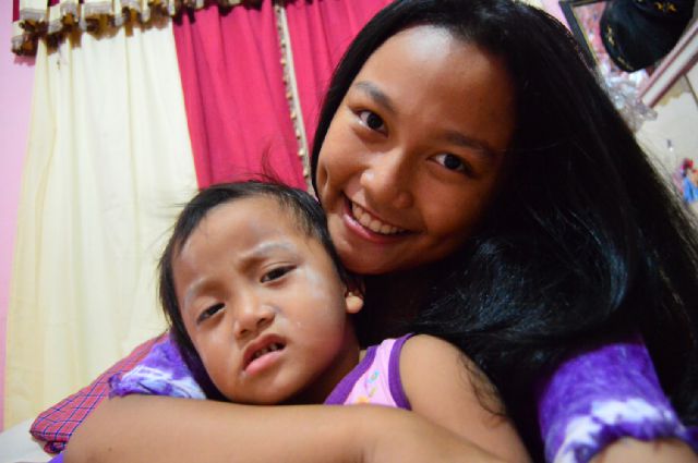 Alifviah's tweet photo. With cahya♥ http://t.co/QPAGcOPaBx
