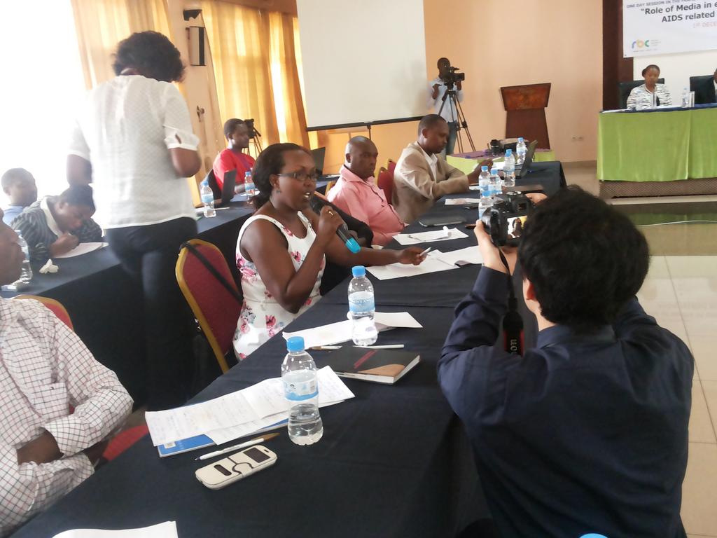 RwaHIVupdates's tweet photo. Dr #Placidie says: @RBCRwanda has now a good plan 2distribute condoms (#CondomVendingMachines...) @nsanzimanasabin http://t.co/qg06oHbbEd