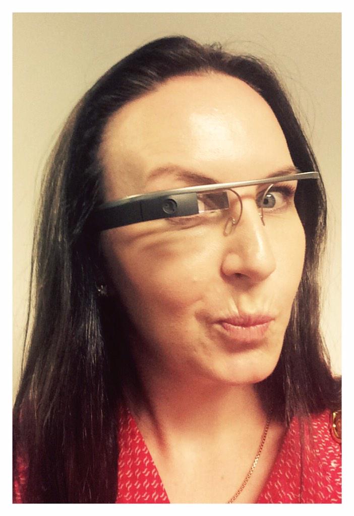 nik_chase's tweet photo. Digital preview evening!! #DigiKnow #GoogleGlass #NerdLife 📱⌚️🙊 @TennilleCraig89 @SourinaSudaros @DragonMattACT http://t.co/tL2jvioGcD