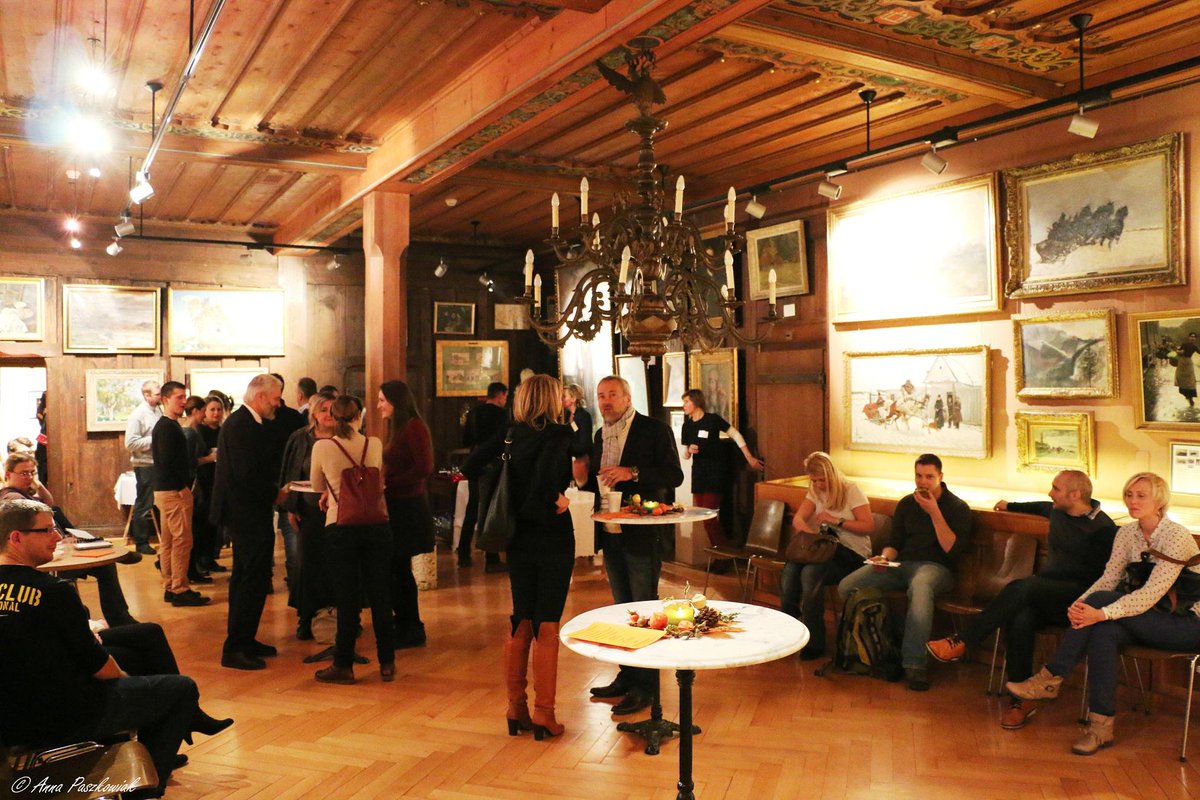 Polenmuseum's tweet photo. Thank you for coming! It was awesome! :) Andreasnacht 2014 @MuseumSchweiz @MuseumTweetup #Schweiz #Switzerland #night http://t.co/jqLeXGOlS6