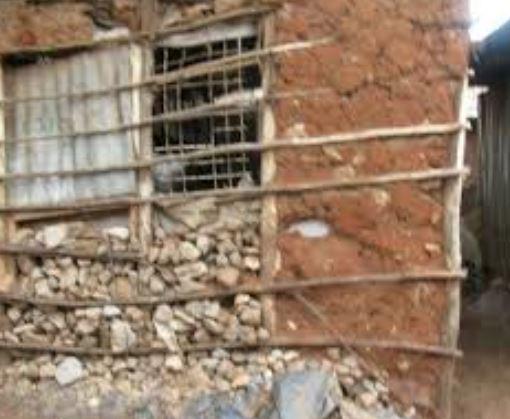 StandardKenya's tweet photo. Lonely single mother tricked into a house and raped repeatedly by man she met online http://t.co/EkDkG9bm5M http://t.co/bT4NBVJsTv