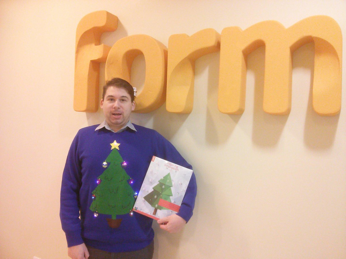FormITS's tweet image. Thanks @zyckouk love my Calander, matches my jumper!! #lifesize and #ProLabs @formits