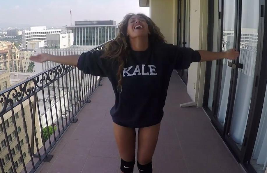 kahl_zzz's tweet image. My girl @Beyonce reppin your boy strong #SorryJay