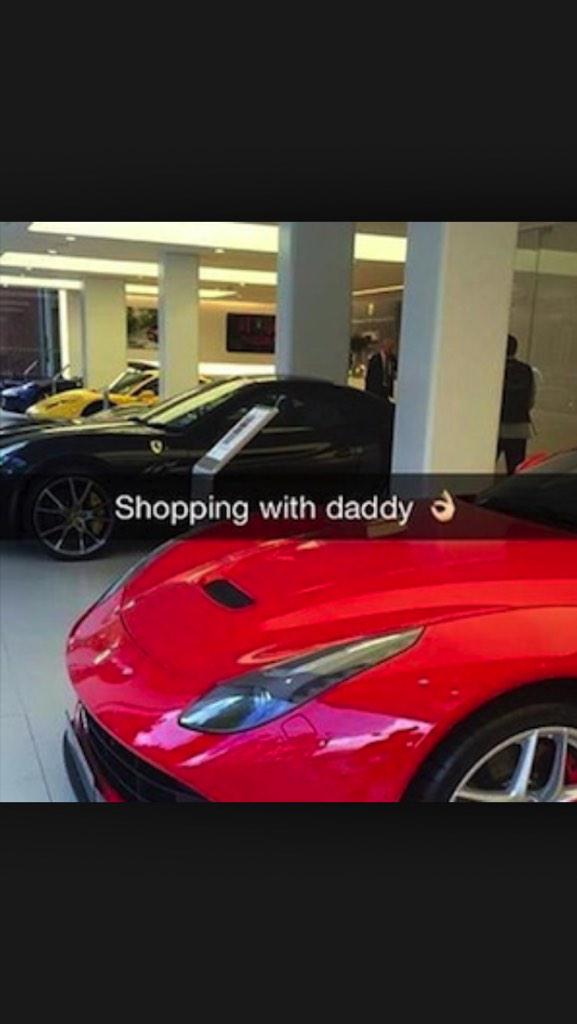 richkidproblem0's tweet image. Rich kid snapchat story starter pack!