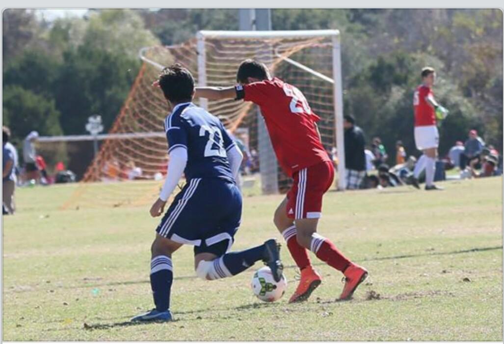 abrahamlazo's tweet photo. He shoots..he scores! #fcdshowcase http://t.co/zFBvthtAXE